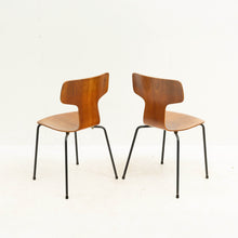 Arne Jacobsen “Model 3103 / Hammer” Chairs for Fritz Hansen