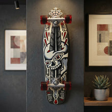 Skills or Skulls Handgeschilderde vintage cruiser/skateboard